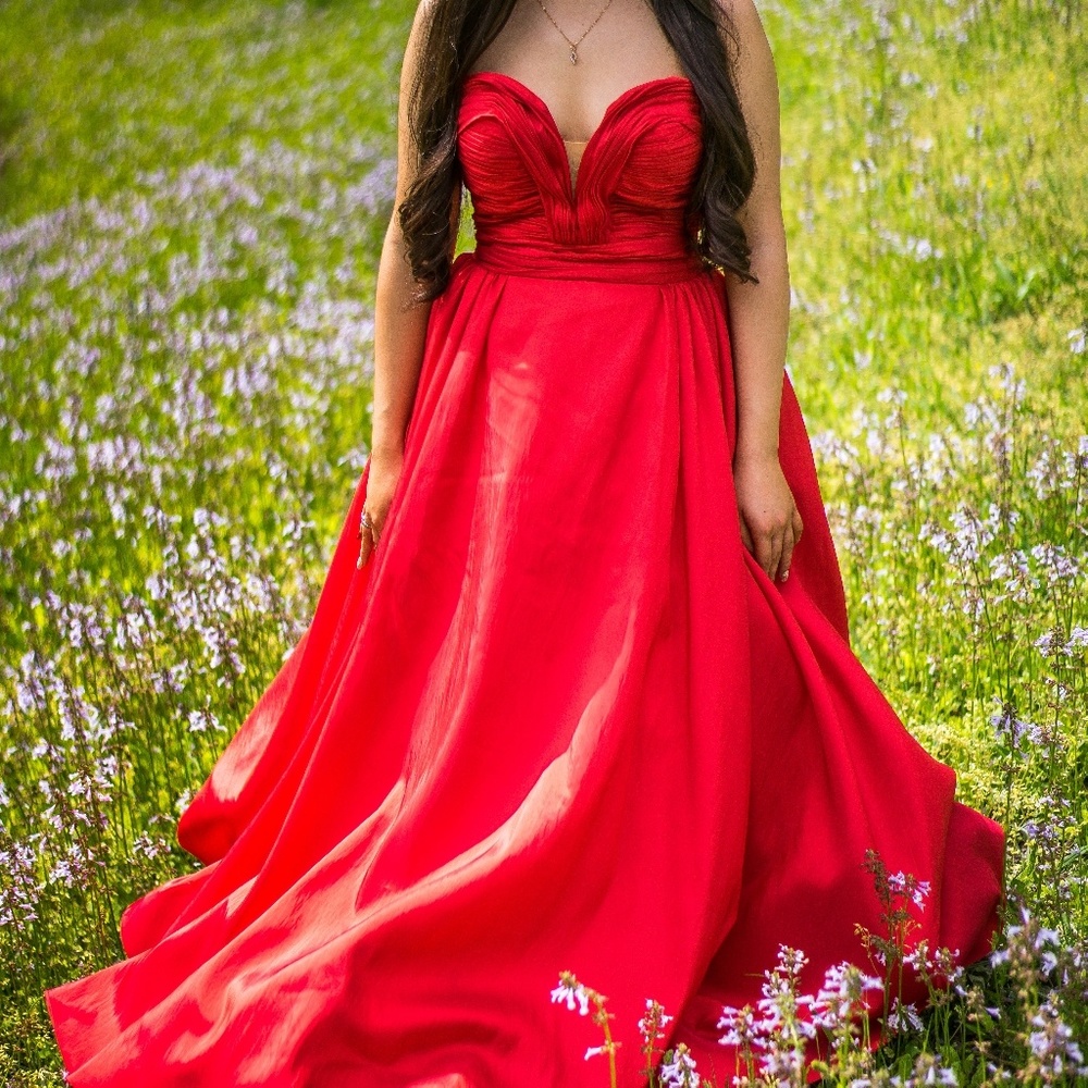 Sherri Hill Prom Dress